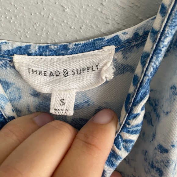 Thread & Supply Dress Size Small Blue Tie Dye Denim Lightweight Sleeveless Tank - Picture 3 of 9